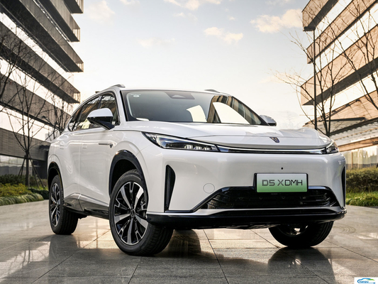 Ощутите будущее транспорта с энергетической ездовой машиной SUV ROEWE 2024D7X DMH