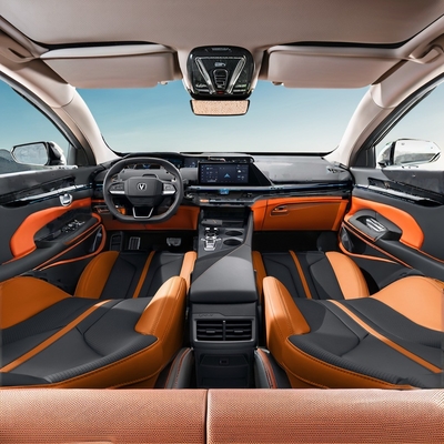Чанган UNI-V 2024 1.5T Автомобиль с передней подвеской Macpherson