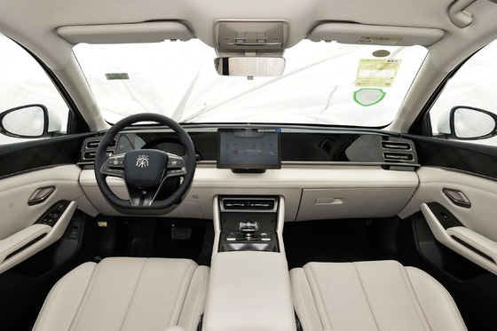DM-I-2024 80KM Leading Model PHEV Седан для BYD Максимальная скорость 180Km/h Энергетический тип PHEV