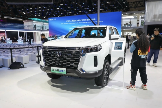 Чанган Лантуочжэ мини пикап EV 405 км езды на электрическом электромобиле для энергетических автомобилей