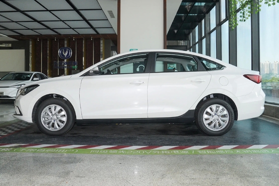 Опередить конкурентов с Changan Eado EV460 2024 Седан энергетический автомобиль