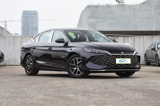 Qin L Dm-I-2024 от BYD экологически чистый двойной силовой агрегат Phev Седан с 4 дверями