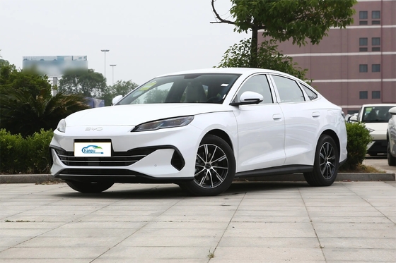Эффективность Электрический силовой агрегат Byd 1,5L PHEV Седан с максимальной полной массой 2150Kg