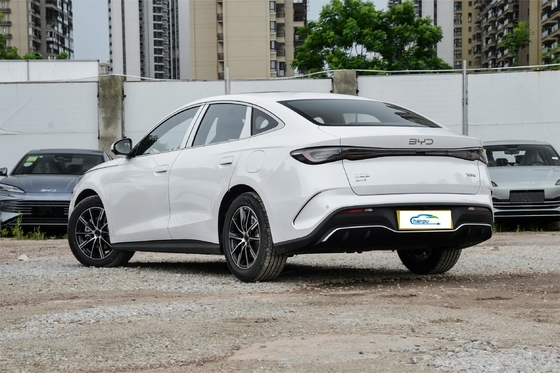 Седан BYD 1.5L PHEV Максимальная масса полного груза 2150 кг для непревзойденной роскоши и комфорта