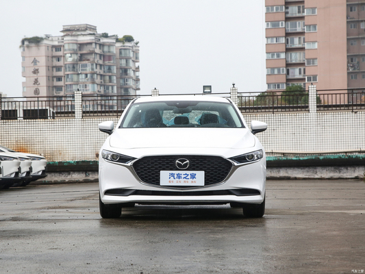 2023 Mazda 3 Axela 1.5L Ручное издание Бензиновый внедорожник Седан с светодиодными фарами от китайцев