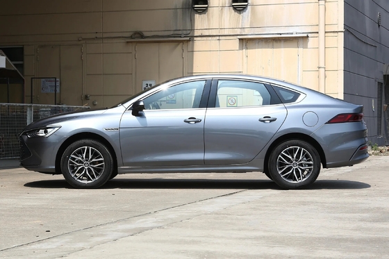 Просторный 5-местный компактный седан BYD Qin Plus Dm-2024 Dm-I Honor версия 120 км PHEV автомобиль