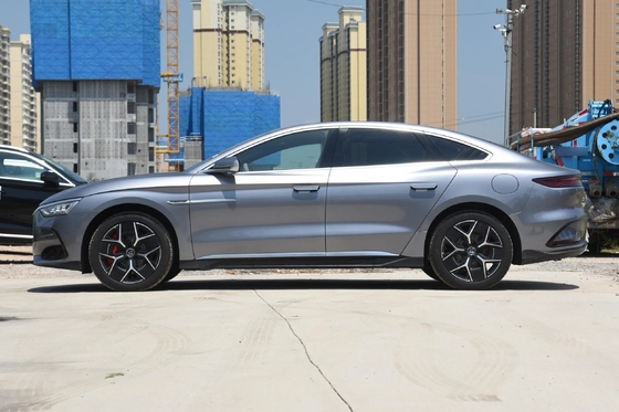Двойной двигатель BYD PHEV DM-2024 DM-I Honor Edition 121 км Максимальная масса полного груза 2385 кг