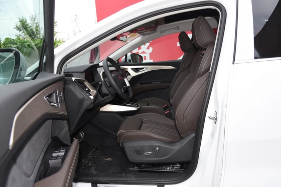 SUV City Ride-On Car Q5 E-Tron-50 E-Tron Quattro Shining Brocade Suit Электрическое транспортное средство