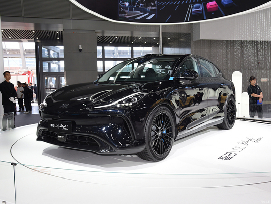 Saic IM LS6 4WD EV SUV - это обязательный выбор для B2B для потребностей на дальние расстояния в 2023-2024 годах