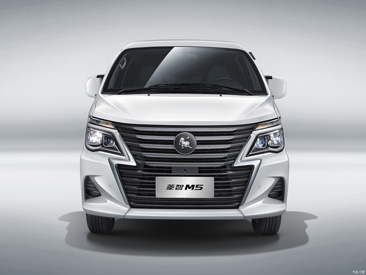 2023 Dongfeng Forthing Lingzhi 5-местный средний MPV бензиновый автомобиль Темный цвет интерьера