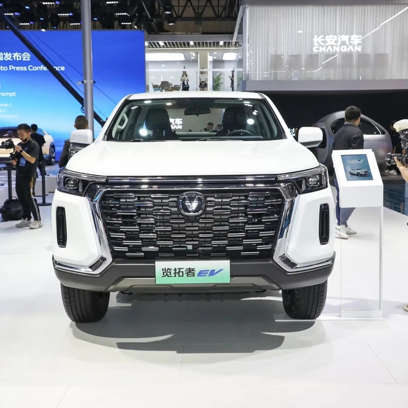Чанган Лантуочжэ мини пикап EV 405 км езды на электрическом электромобиле для энергетических автомобилей